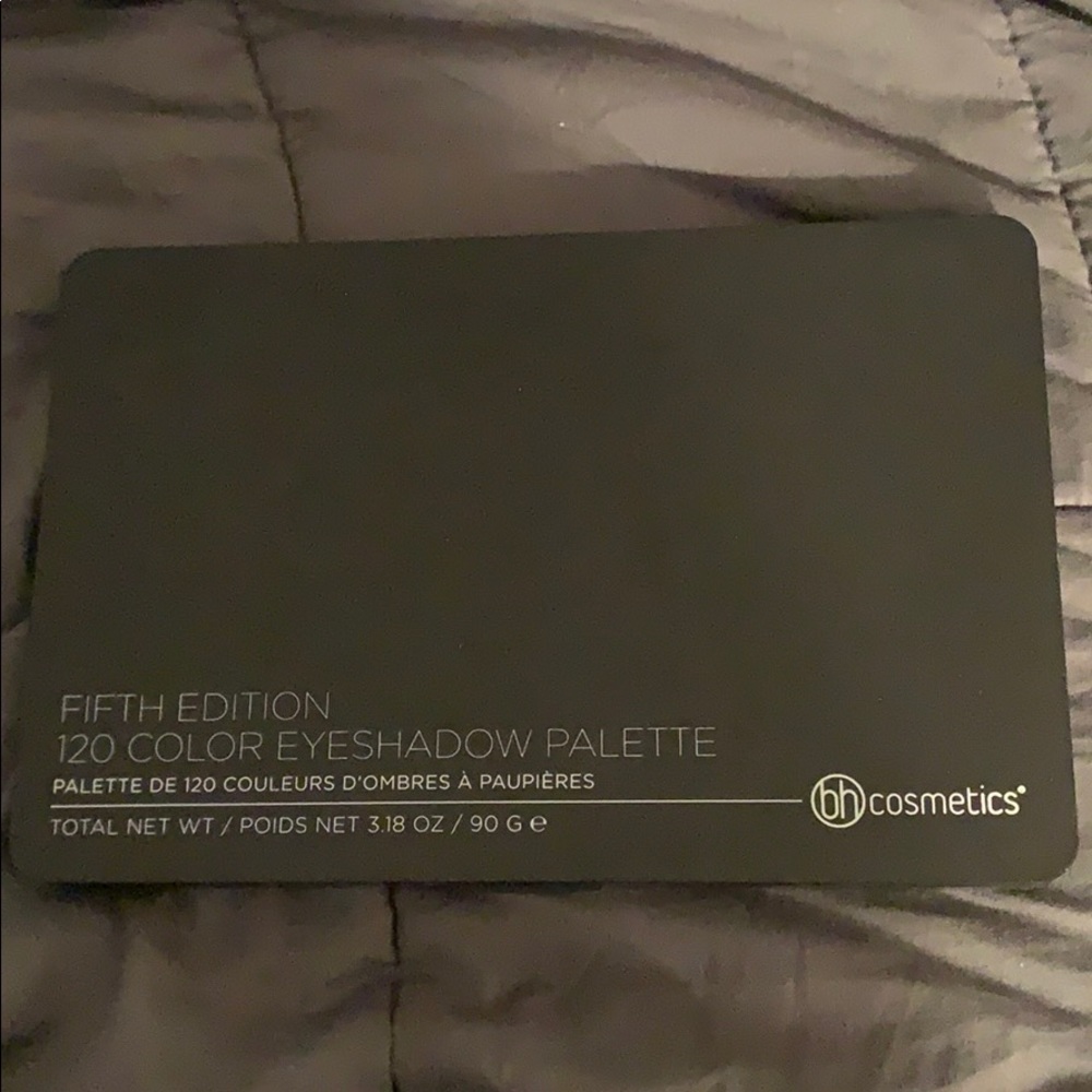 120 color eyeshadow palette